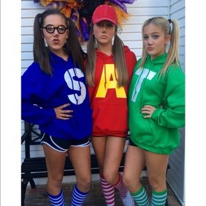 Meet your Posher, Caity